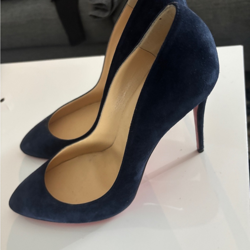Elegant Navy Blue Stiletto Heels